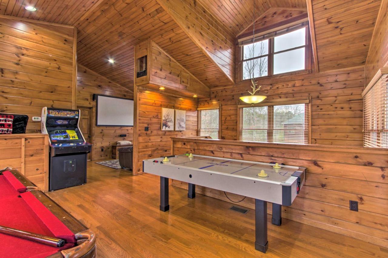 Holiday home Sevierville With Hot Tub And Large Deck!
